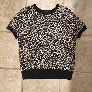 Short sleeve leopard sweater